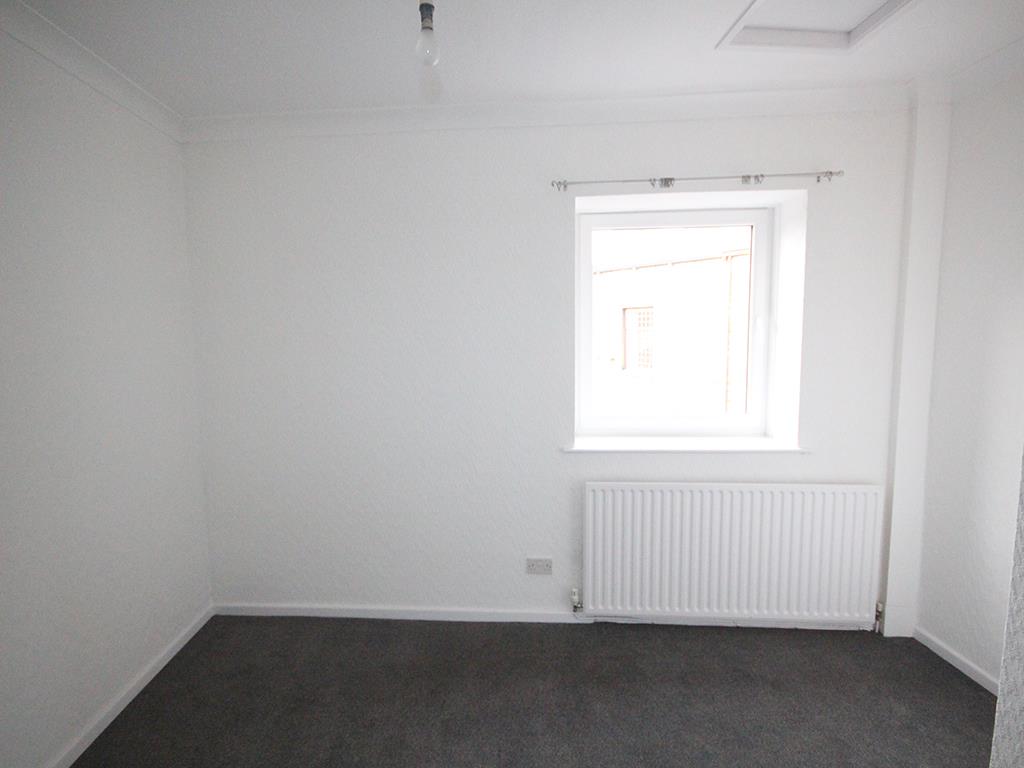 2 bedroom flat Let Agreed in Barnoldswick - IMG_5814.jpg